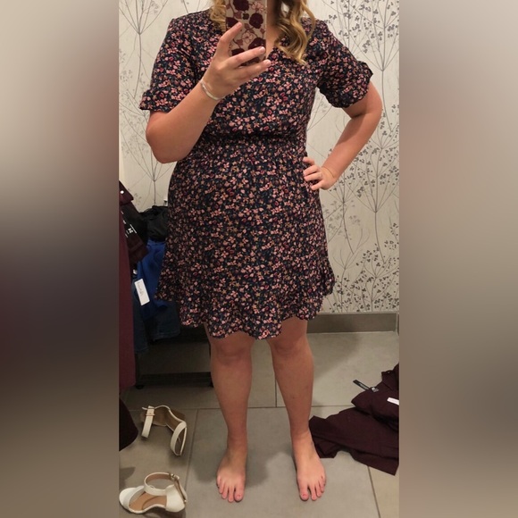 Black and Pink Floral Dress - Picture 4 of 4